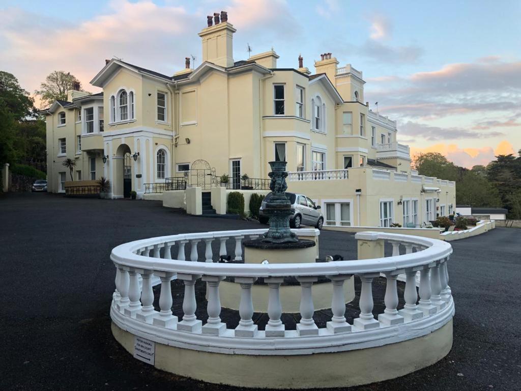 5 Spa Court, Boutique Holiday Apartment In Torquay Торкі Екстер'єр фото